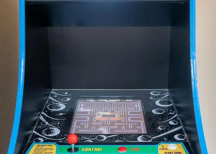 Mountain Viewsgame Roomtheaterpoolspa Gold Canyon